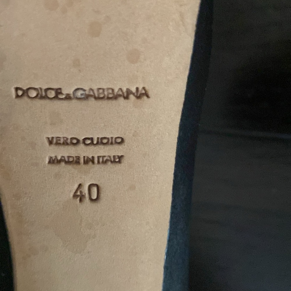 Dolce & Gabbana Black Heels with Elegant Bow - Picture 9 of 12